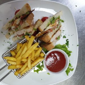 Kafe - Restoran RICH-24